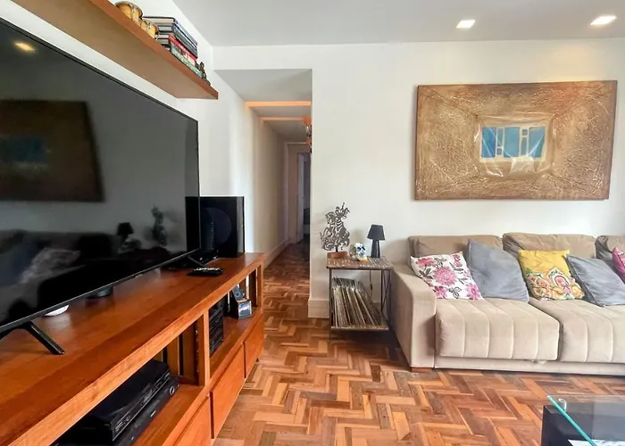 Amplo E Iluminado Apartamento Na Gavea